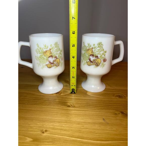 Vintage Milk Glass Coffee Cups Pedestal Mushroom Vegetable Pattern 2 Cups - Picture 3 of 7